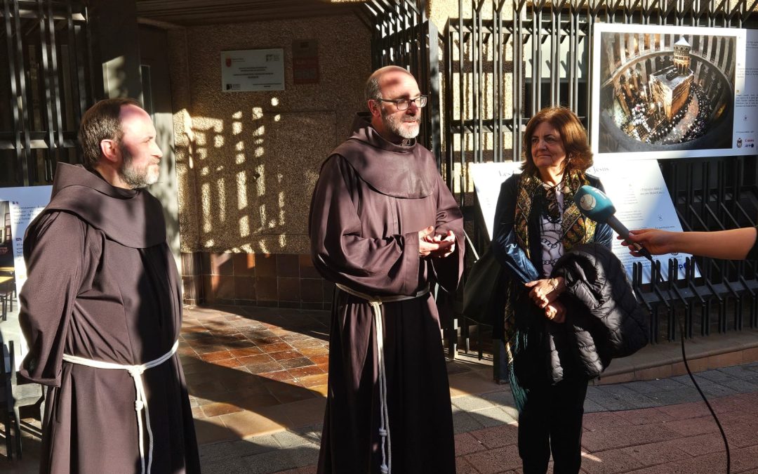 Exposición fotográfica “Los Guardianes de la Tumba de Cristo”